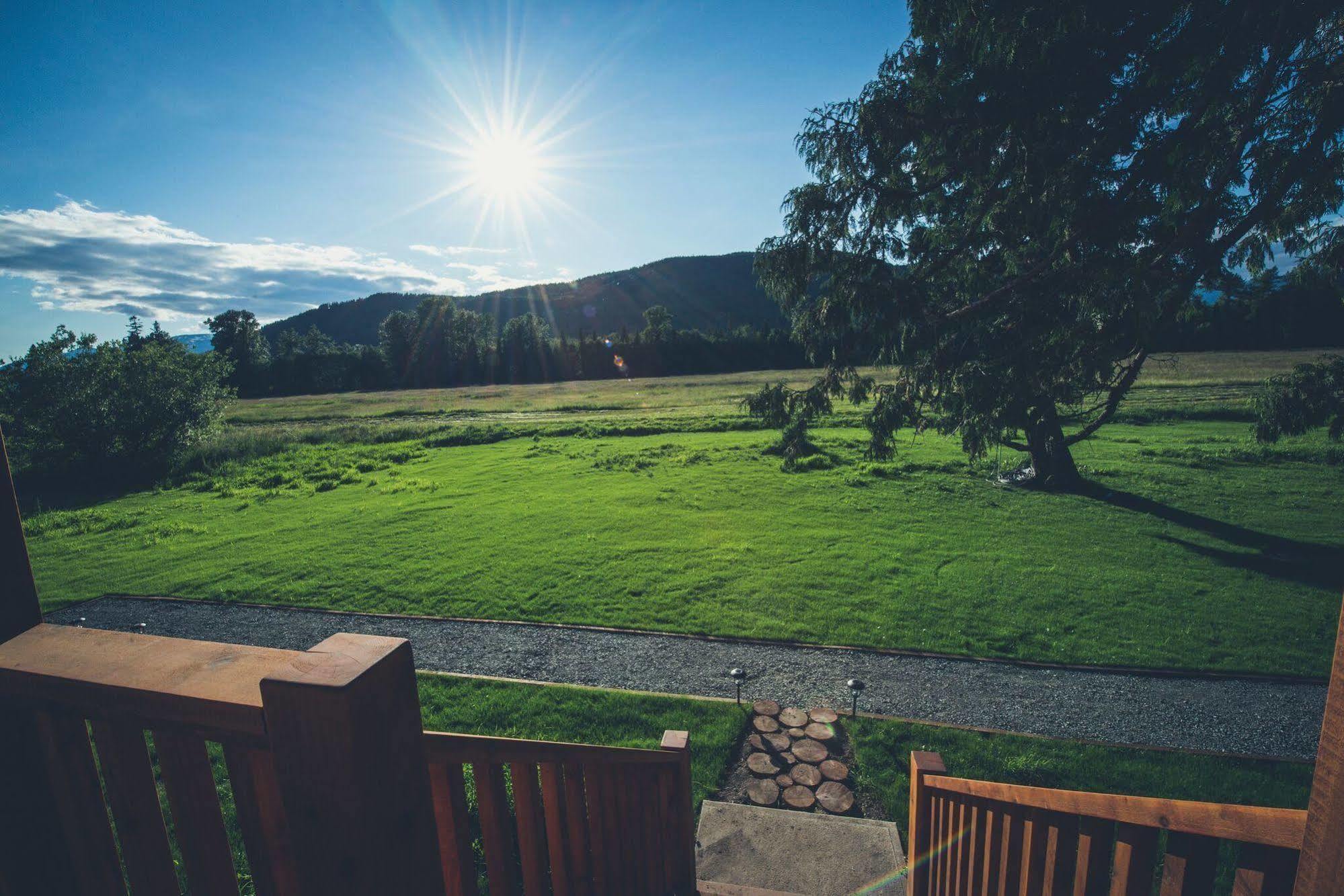 Hidden Acres Farm And Treehouse Resort Terrace Luaran gambar